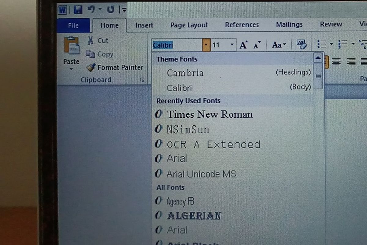 Calibri sebagai font default di Microsoft office