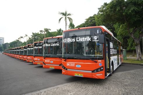 100 Bus Listrik Resmi Beroperasi di Jakarta, 26 Unit dari DAMRI