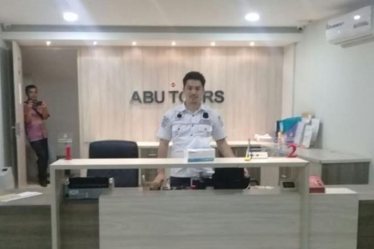 Tim penyidik Subdit II Ditreskrimsus Polda Sulsel, kembali menyita aset milik Abu Tours di Kota Depok, Jawa Barat (Jabar). Aset tersebut berupa satu bangunan kantor Abu Tour di Jl Cinere Raya 102 E, Kota Depok. 