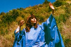 Lirik dan Chord Lagu Turning Green - Courtney Barnett