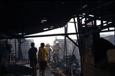 Pasar Ciputat Terbakar, Api Sambar Rumah Warga,  2 Petugas Sempat Pingsan