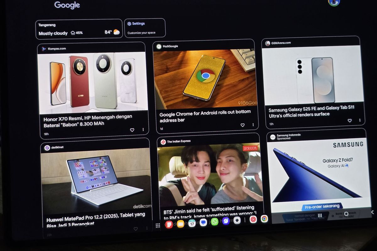 Ilustrasi Google Discover, halaman utama yang biasa menampilkan rekomendasi berita yang dipersonalisasi berdasarkan aktivitas web dan aplikasi ekosisem Google miik pengguna.
