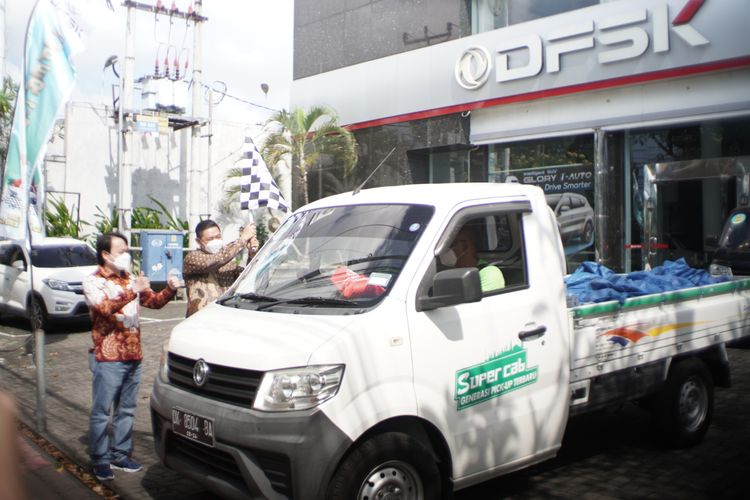 Uji Irit DFSK Super Cab di Bali