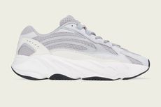 Yeezy Boost 700 V2 Static Resmi Meluncur, Berapa Harganya?