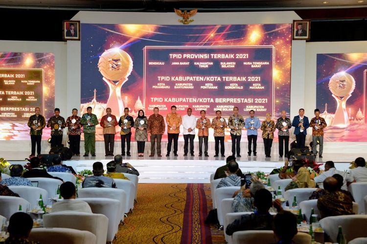 Dalam acara tersebut juga dilaksanakan pengumuman pemenang Tim Pengendalian Inflasi Daerah (TPID) Awards 2022. 