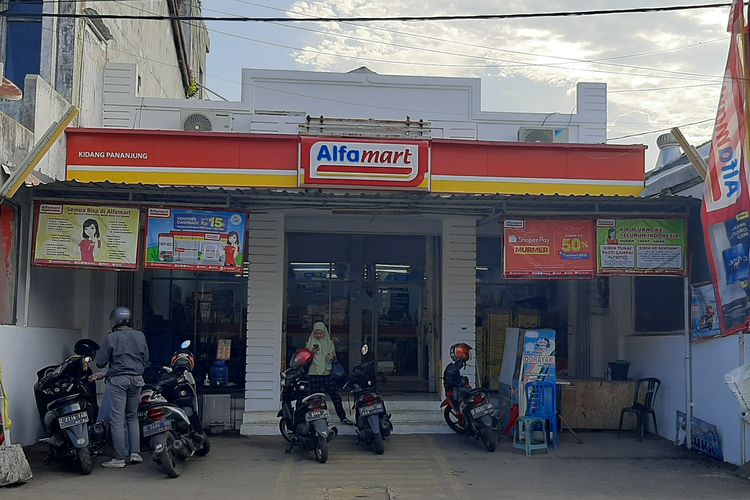 Cara pesan tiket kereta api di Indomaret dan Alfamart dengan mudah