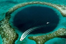 Tim Ekspedisi Temukan Lorong Misterius dan Plastik di Great Blue Hole