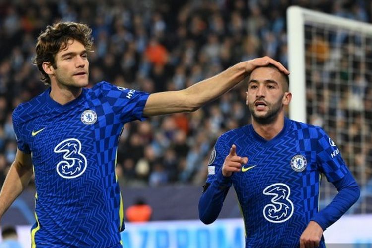 Gelandang serang Chelsea, Hakim Ziyech, berselebrasi usai mencetak gol ke gawang Malmo pada laga keempat Grup H Liga Champions.