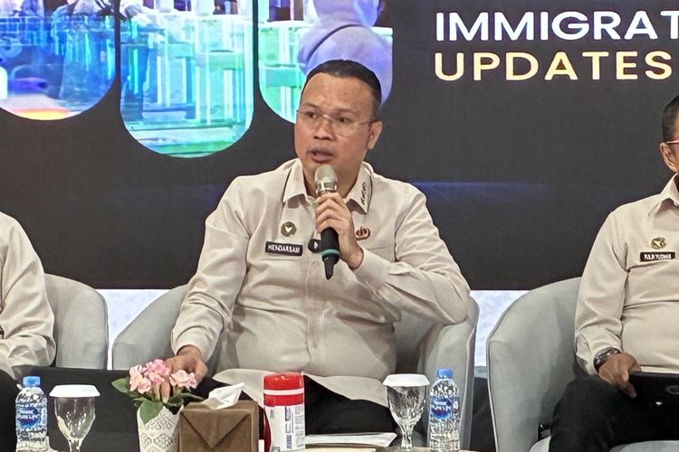 Imigrasi Bakal Naikkan Tarif Visa on Arrival hingga Rp 1 Juta 