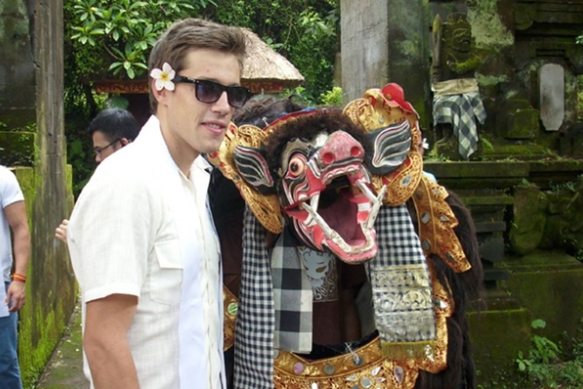 Wisman di Gianyar, Bali.