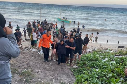 Kapal Kayu Tenggelam di Perairan Desa Bubung Sulteng, Puluhan Penumpang Terjun ke Laut