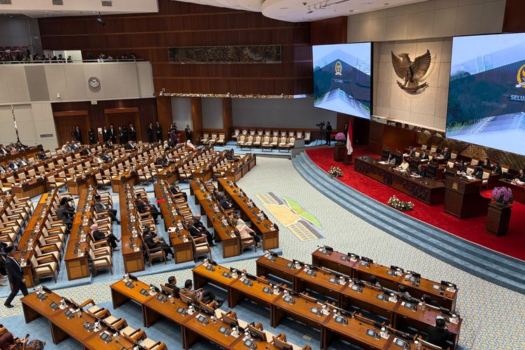 DPR RI Setujui 7 Anggota Komisi Informasi Pusat Terpilih, Siapa Saja?