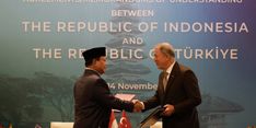 Menhan Prabowo dan Menhan Turkiye Teken Kerja Sama Industri Pertahanan di Sela Pertemuan KTT G20 Bali