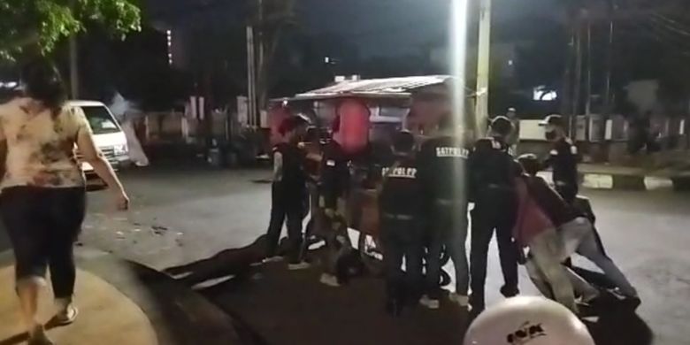 Beredar Video Satpol PP Semarang Lempar Nampan ke Pedagang Saat Razia,  Pemkota Beri Penjelasan