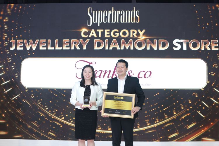 Frank & co. mendapatkan penghargaan Superbrands dalam kategori Jewellery Diamond Store pada 13 Novemeber 2022. Kategori ini baru saja dibuat tahun ini oleh Superbrands, dan Frank & co. merupakan brand perhiasan berlian pertama yang memenangkannya.
