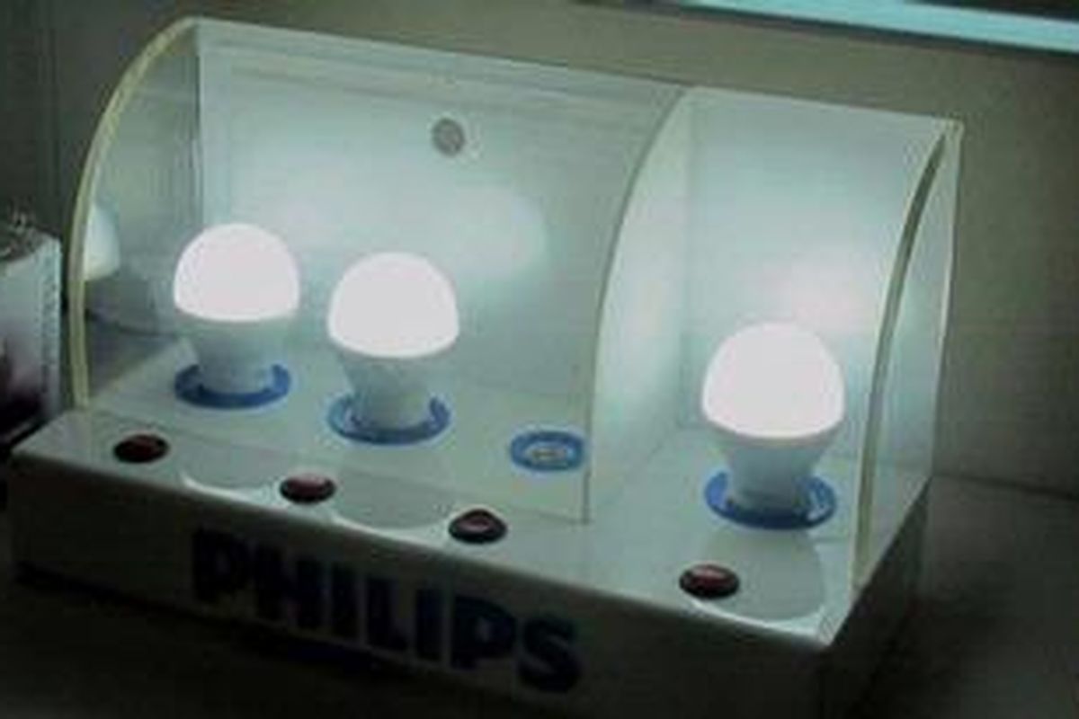 Tidak mengandung mercuri atau pun sinar ultraviolet, lampu LED ini diyakini dapat mengirit konsumsi energi karena diproduksi dengan menggunakan teknologi "green lighting".
