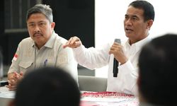 Mentan Amran Minta KPK Jalankan Pengawasan di Kantor Kementan