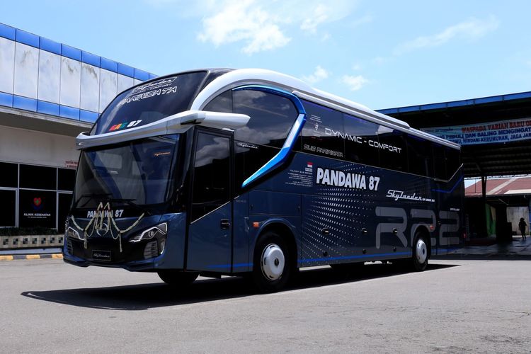 Lihat Detail Bus Baru PO Pandawa 87, Kabin Super Mewah