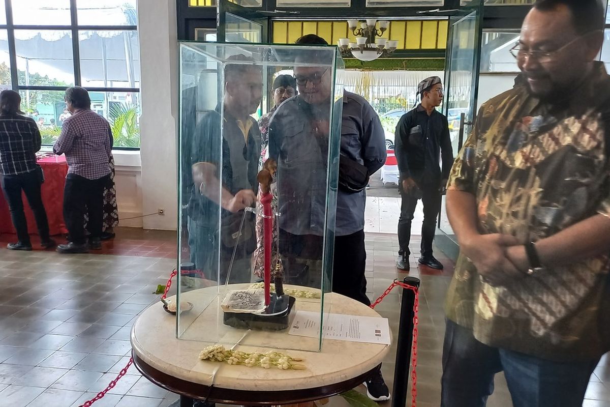 Keris Era Majapahit dipamerkan di Ndalem Punokawan, Kota Yogyakarta, Sabtu (27/5/2023)