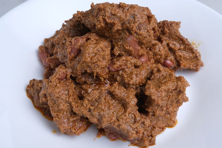 Cara Membuat Lapis Daging Ala Rumahan, Daging Empuk dan Tidak Alot