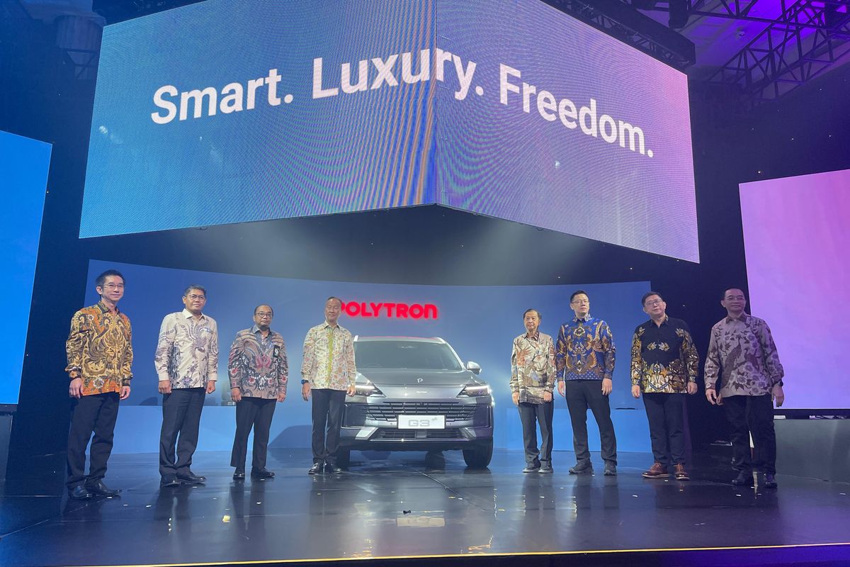 Mobil listrik Polytron G3 meluncur di Indonesia pada Selasa (6/5/2025).
