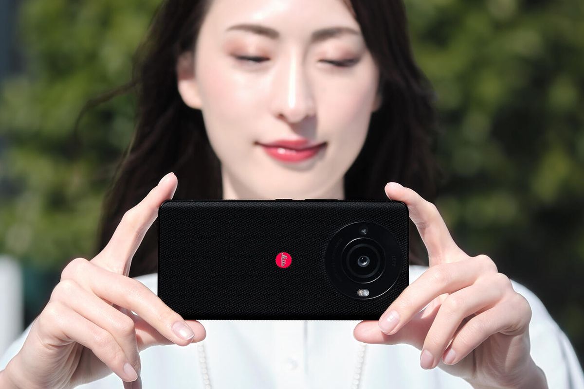 Ilustrasi HP Leitz Phone 3 dari Leica