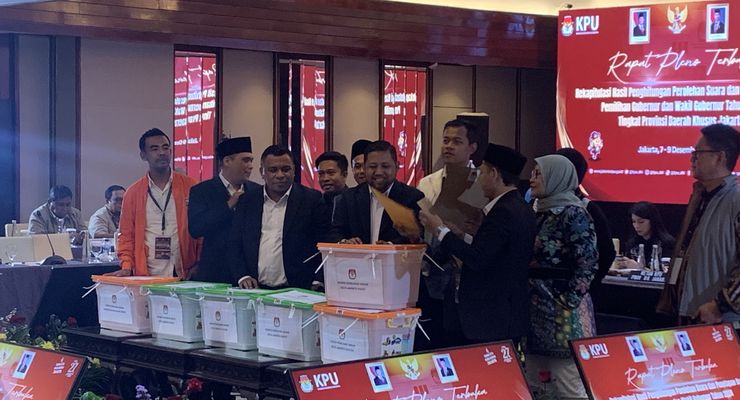 Drama Penetapan Hasil Pilkada Jakarta, Saksi "Walk Out" dan Enggan Tanda Tangan Berita Acara