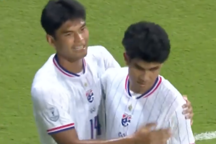 Hasil HT Singapura Vs Thailand 0-2: Teerasak Poeiphimai Ukir Dwigol