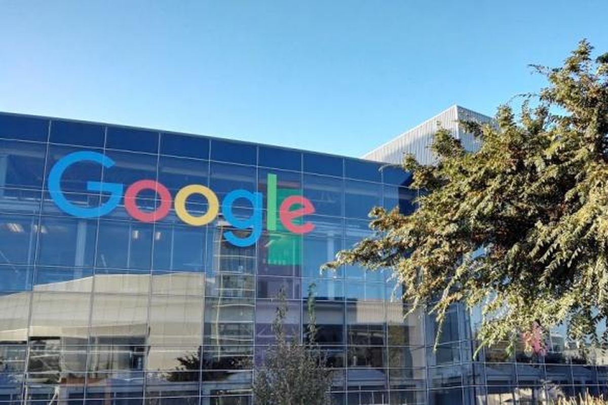 Salah satu gedung di kantor pusat Google, Mountain View, California.