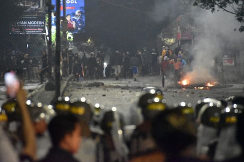 Fakta Kerusuhan di Dago Bandung, 7 Orang Diamankan dan soal Lontaran Gas Air Mata