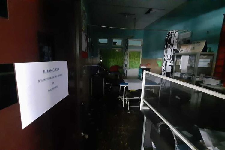 Banjir Rusak Ratusan Vial Vaksin Covid-19 di Puskesmas Kasemen, Kota Serang