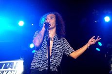 Kaka Slank Minta Slankers Pungut Sampah dan Puntung Rokok Setelah Konser