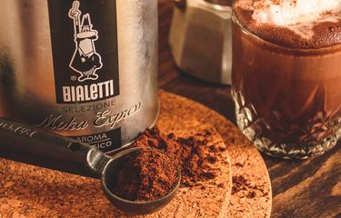 Proses pengolahan biji kopi menghasilkan aroma dan cita rasa yang berbeda-beda.