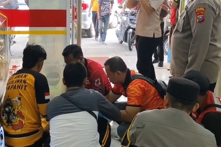Hendak Bayar Belanjaan, Pria di Mojokerto Meninggal Mendadak di Swalayan