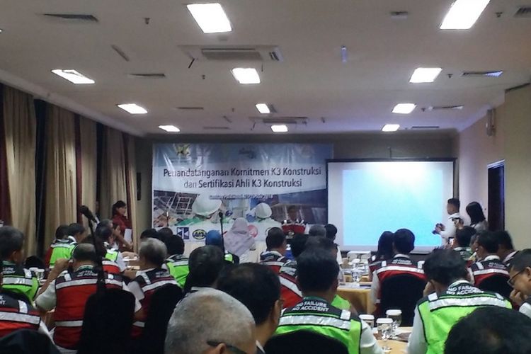 Acara Penandatanganan Komitmen K3 Konstruksi dan Sertifikasi Ahli K3 Konstruksi Batch II yang digelar oleh Kementerian Pekerjaan Umum dan Perumahan Rakyat (PUPR), Rabu (25/7/2018) di Jakarta.