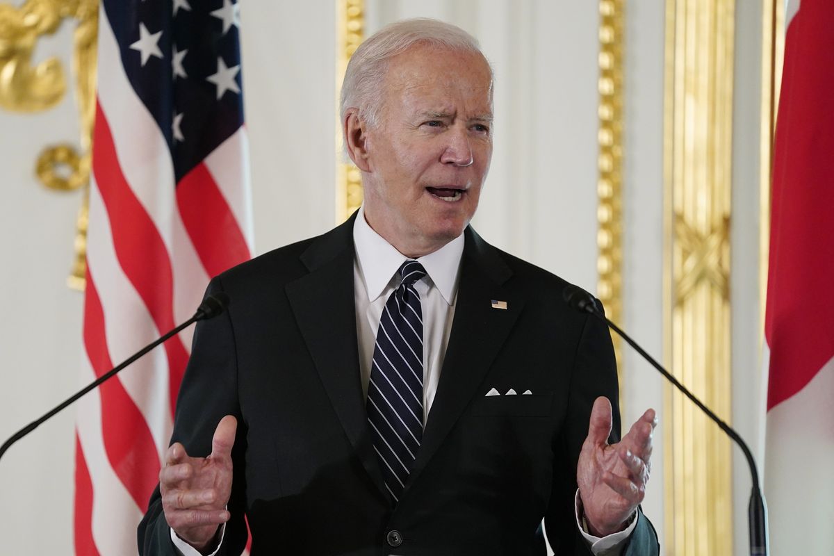 Presiden Amerika Serikat Joe Biden saat berbicara dalam konferensi pers dengan Perdana Menteri Jepang Fumio Kishida di Istana Akasaka, Senin (23/5/2022).