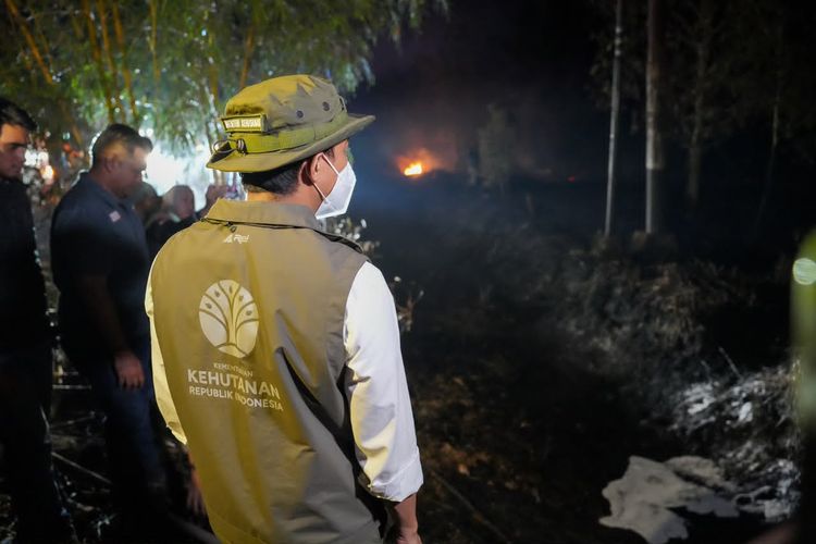 Menhut Akan Uji Coba Dry Ice untuk Atasi Kabut Asap Kalteng, Sasaran Awal Palangka Raya