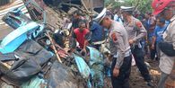 Kecelakaan Maut di Purworejo, Truk Tabrak Angkot Bawa Ibu-ibu Pengajian, 10 Orang Tewas