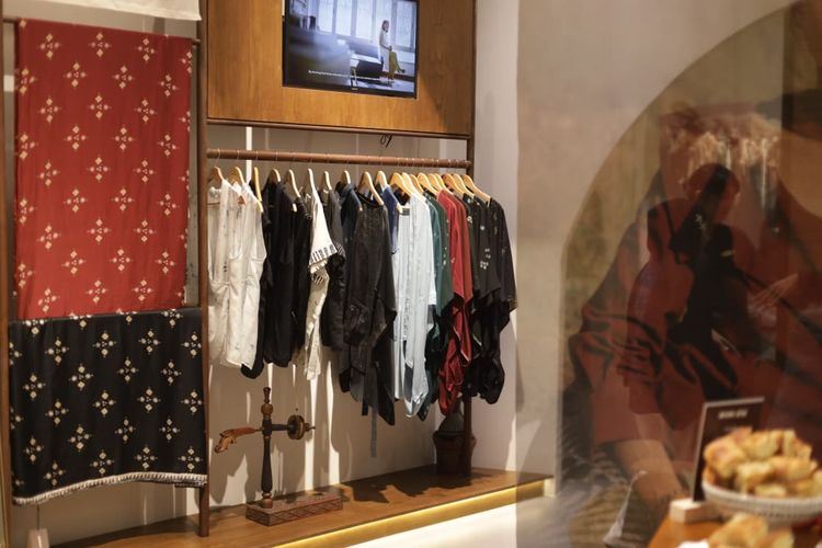 Toko SukkhaCitta yang berlokasi di  ASHTA District 8, Jakarta Selatan.