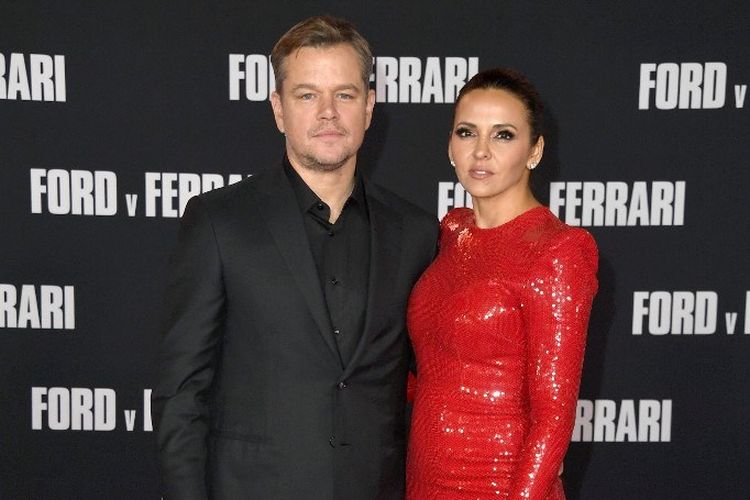 Aktor Matt Damon dan istrinya, Luciana Barroso, menghadiri pemutaran perdana film Ford V Ferrari di TCL Chinese Theatre. Hollywood, California, pada 4 November 2019.
