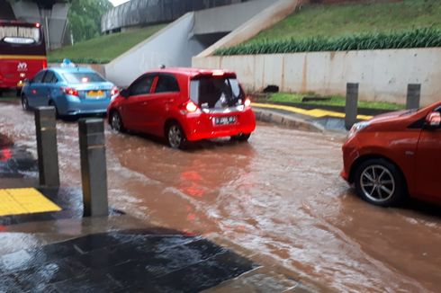 Hujan Deras, Sejumlah Jalan di Jakarta Tergenang Air
