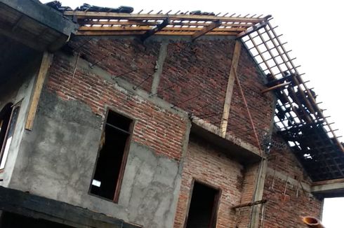 Puting Beliung Rusak Belasan Rumah Warga di Kabupaten Semarang