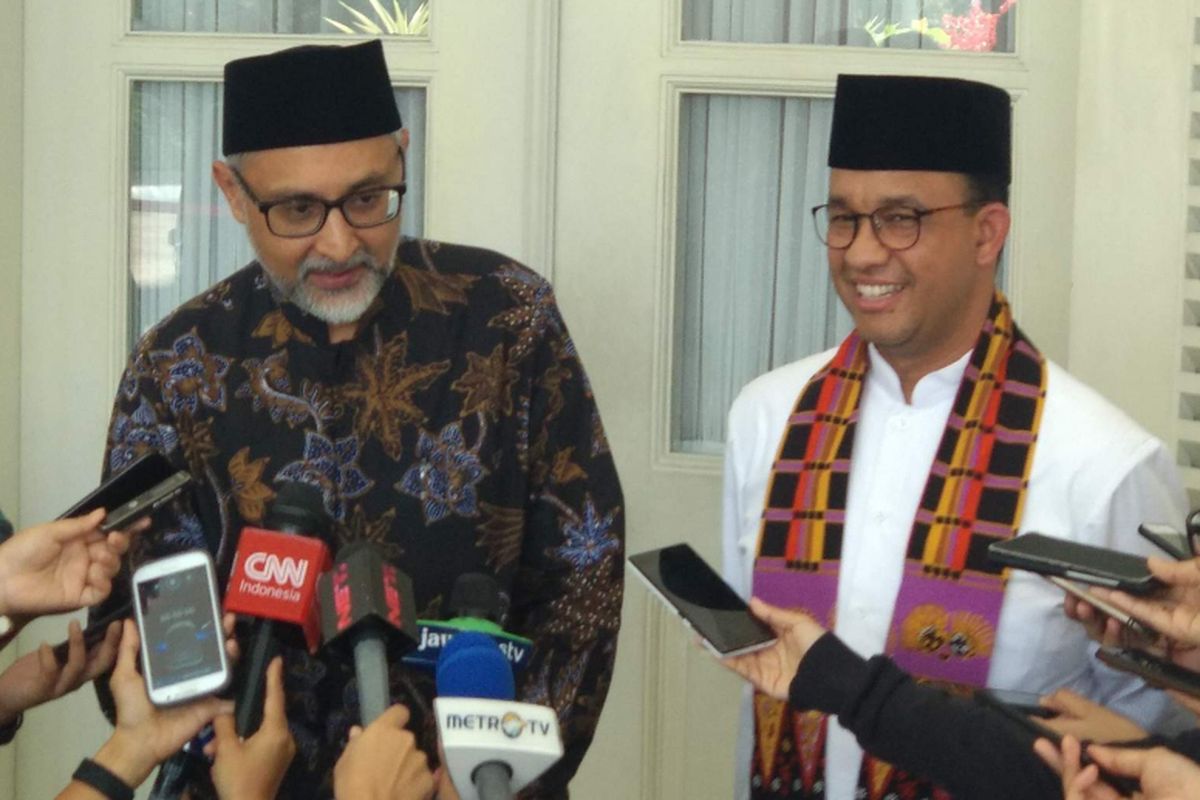 Duta Besar Inggris untuk Indonesia Moazzam Malik menemui Gubernur DKI Jakarta Anies Baswedan di Balai Kota, Jumat (26/10/2018).