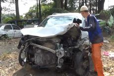 Kurang Jaga Jarak, Ayah dan Anak Kecelakaan di Tol Cipularang