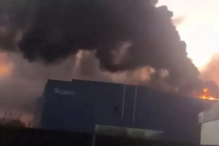 Ukraina Serang 3 Data Center Yandex, Layanan Internet Rusia Lumpuh