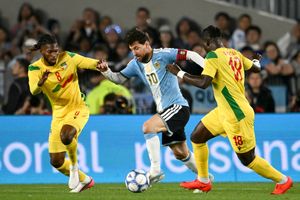 Live Argentina Vs Benin: Kembang Api untuk Messi, Scaloni Menangis