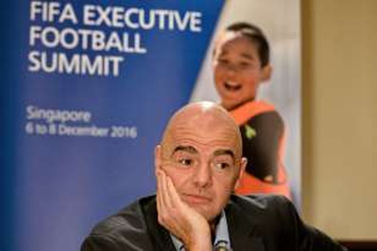 Presiden FIFA, Gianni Infantino, menghadiri sebuah acara di SIngapura, pada Kamis (8/12/2016).