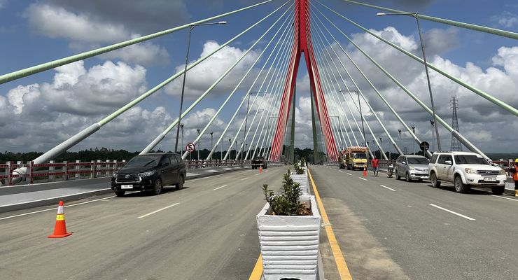 Tol IKN Disambut Antusias, 11.948 Kendaraan Melintas Saat Mudik