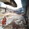 Kebakaran Pabrik di Gresik, 7 Jam Lebih Api Belum Dapat Dipadamkan