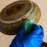 Trik Mudah Bersihkan Bagian Belakang Panci ini Viral di TikTok